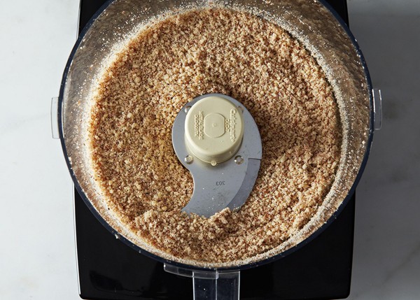 How to make your own nut flours (without making nut butter)