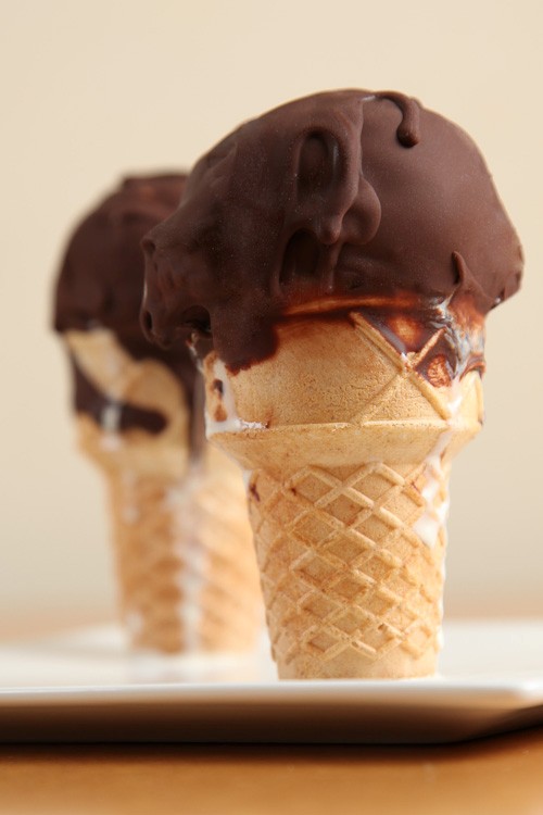 How to make your own ice cream “magic” chocolate hard shell