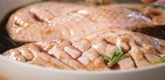 How to marinate a duck breast