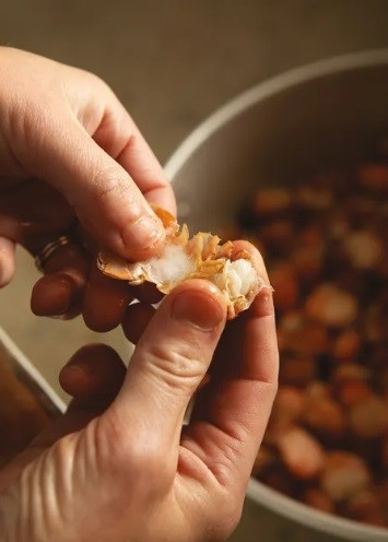 How to peel spineys
