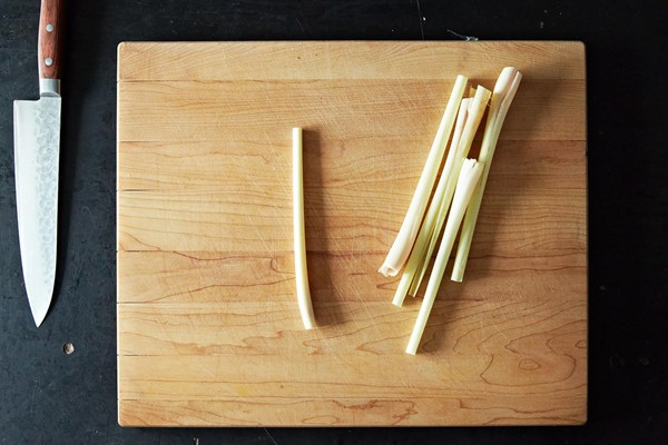 How to prep lemongrass