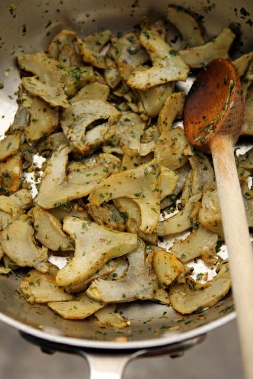 How to prepare and cook artichokes