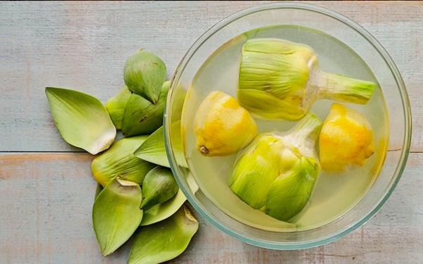 How to prepare artichokes for cooking