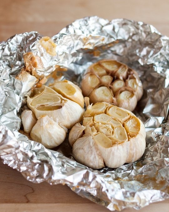 How to roast garlic in the oven