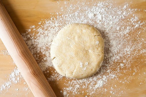How to roll out pastry dough