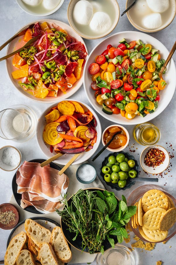 How to set up a burrata bar