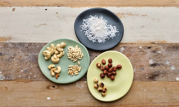 How to toast nuts