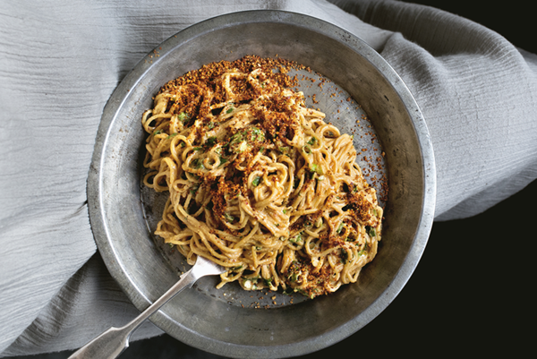Huang Fei Hong spicy cold peanut noodles 