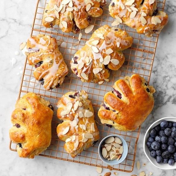 Huckleberry bear claws