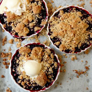 Huckleberry crisps