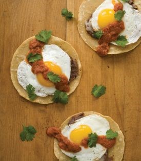 Huevos rancheros tacos