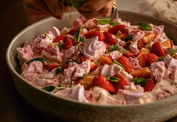 Hugo spritz Eton mess