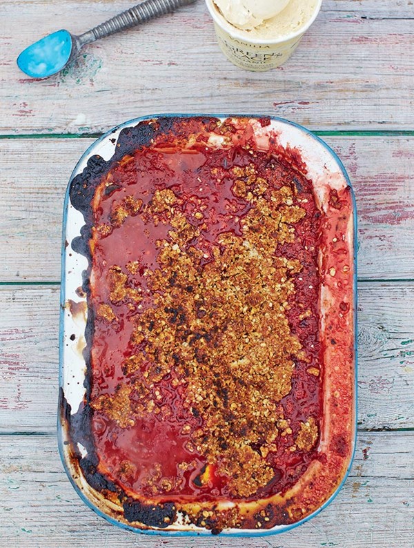 Humble stone-fruit, strawberry & ginger crumble