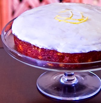 Hummingbird cake