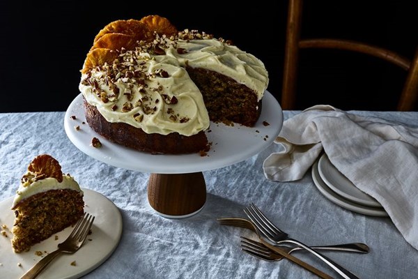 Hummingbird cake with buttermilk glaze