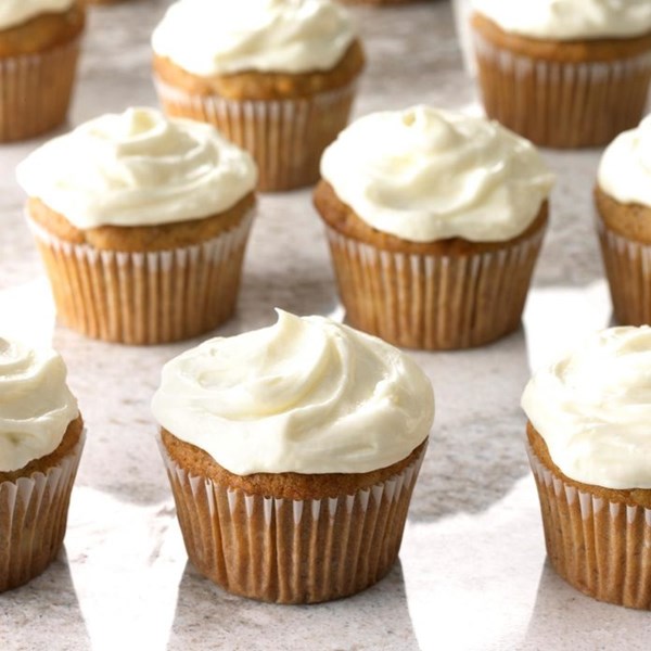Hummingbird cupcakes