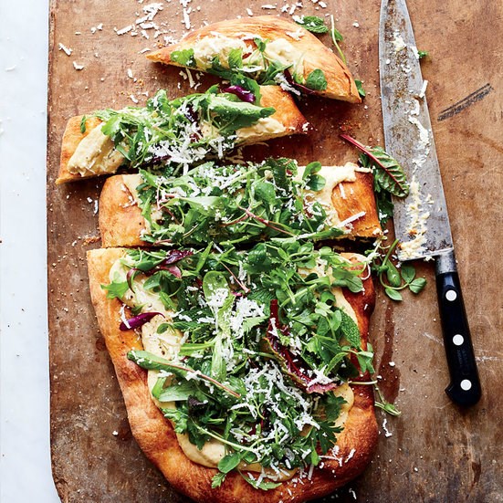 Hummus & salad pizza