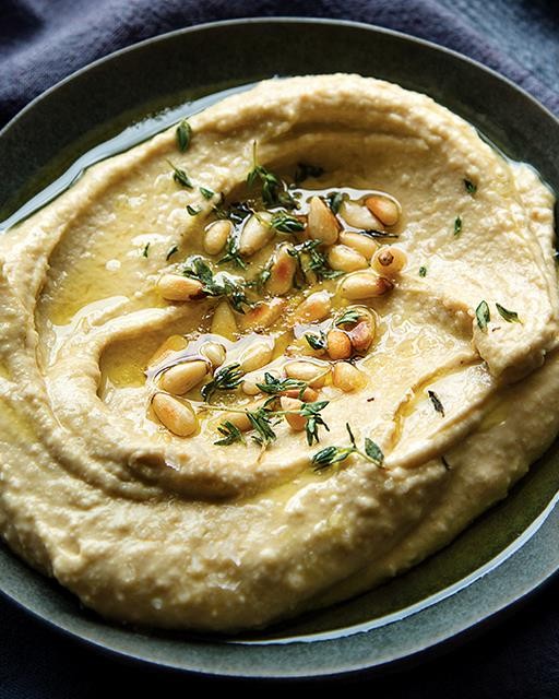 Hummus with lemon & toasted pine nuts