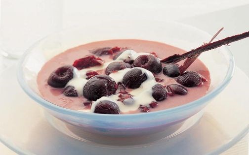 Hungarian cherry soup