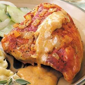 Hungarian chicken paprikash 