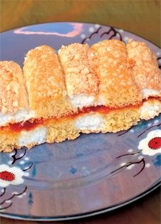 Hungarian flaky scones (Pogácsa)