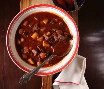 Hungarian goulash (Gulyás)