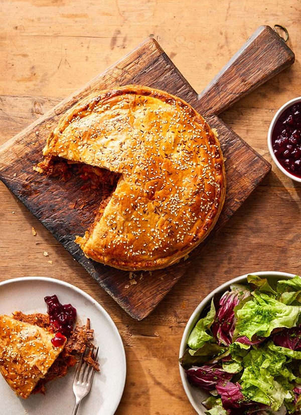 Hungarian goulash pie 