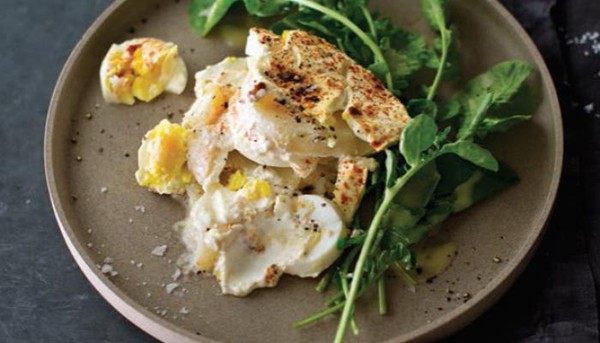 Hungarian potato and egg casserole (Rakott krumpli)