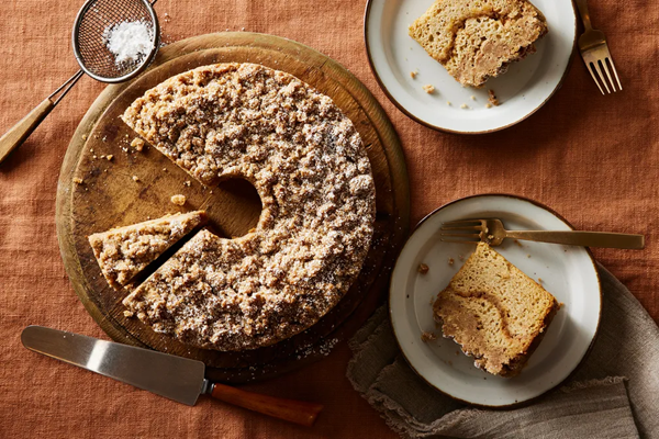 Hunky apple crumb cake