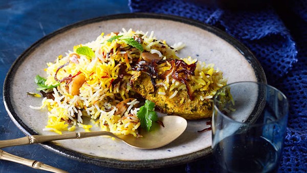 Hyderabadi-style chicken biryani