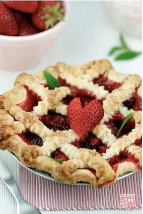 "I heart summer" strawberry lemon verbena pie