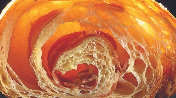 Ibérico and Mahón croissant