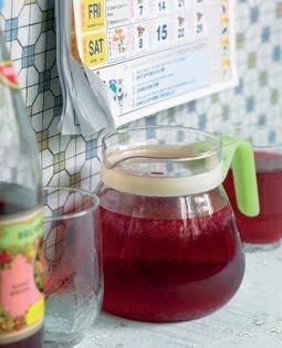 Ice-cold rose syrup with jelly basil seeds (Bijik selaseh)