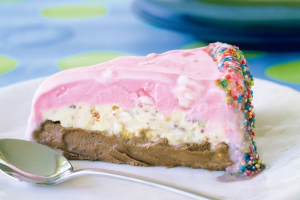 Ice-cream cake
