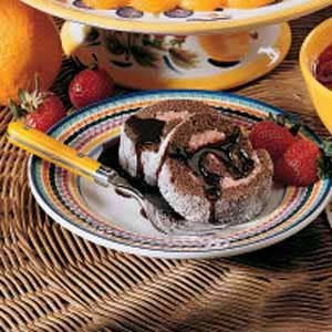 Ice cream cake roll
