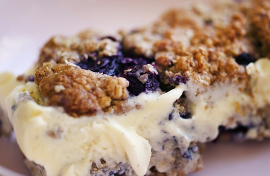 Ice cream sandwich