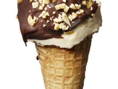 Ice cream sundae cones