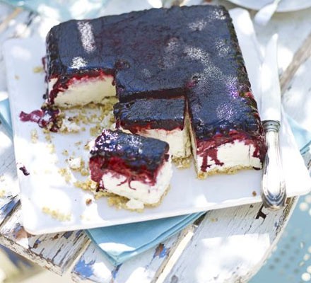 Iced blueberry and lime cheesecake