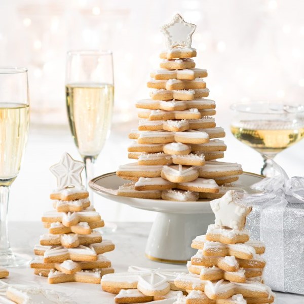 Iced eggnog shortbread cookie trees