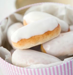 Iced lemon fingers