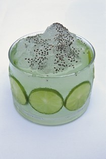 Iced lime and chia smoothie (Granizado de limón y chia) 