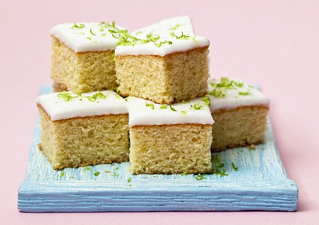 Iced lime traybake