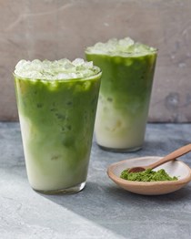 Iced matcha latte