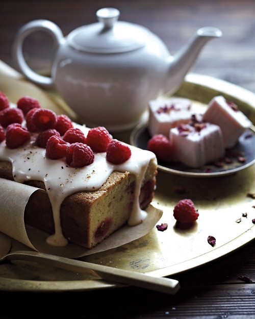 Iced raspberry loaf cake
