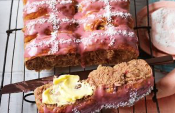 'Iced Vovo' hot cross buns
