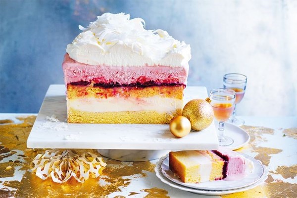 Iced Vovo-inspired ice cream cake