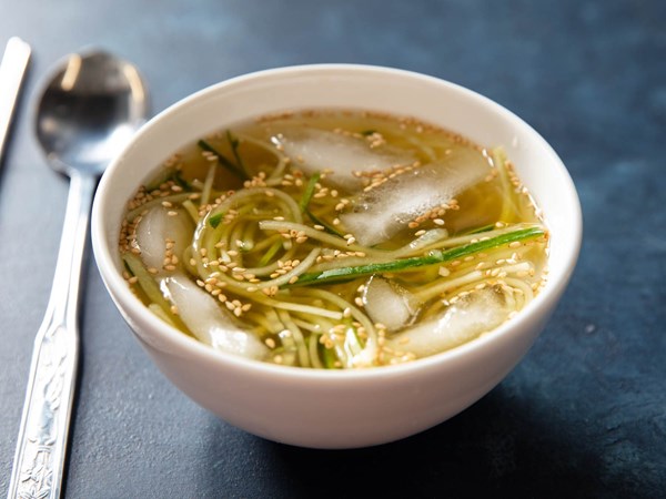 Icy-cold Korean cucumber soup (Oi naengguk)
