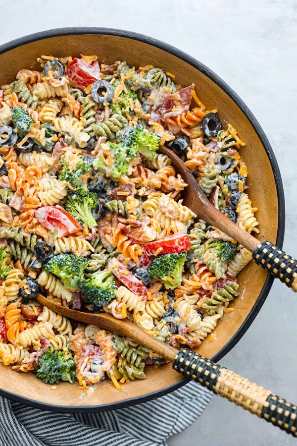 Incredible bacon ranch pasta salad