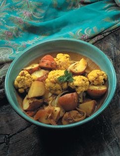 Indian cauliflower & potato curry