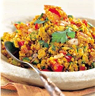Indian lentils seasoned with garlic oil